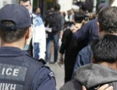 Συλλήψεις μεταναστών στη Ρόδο - Ανάμεσά τους και 13 μικρά παιδιά